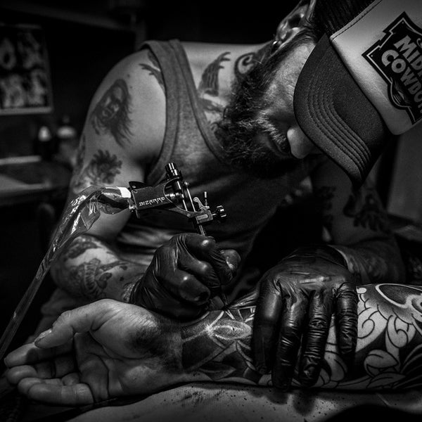 Tattoo Joris at work